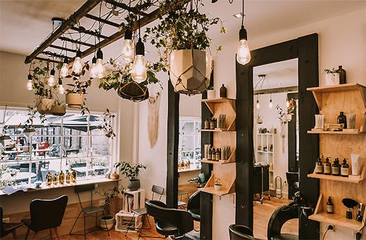 Style Up We Ve Found The 5 Best Hairdressers In Queenstown