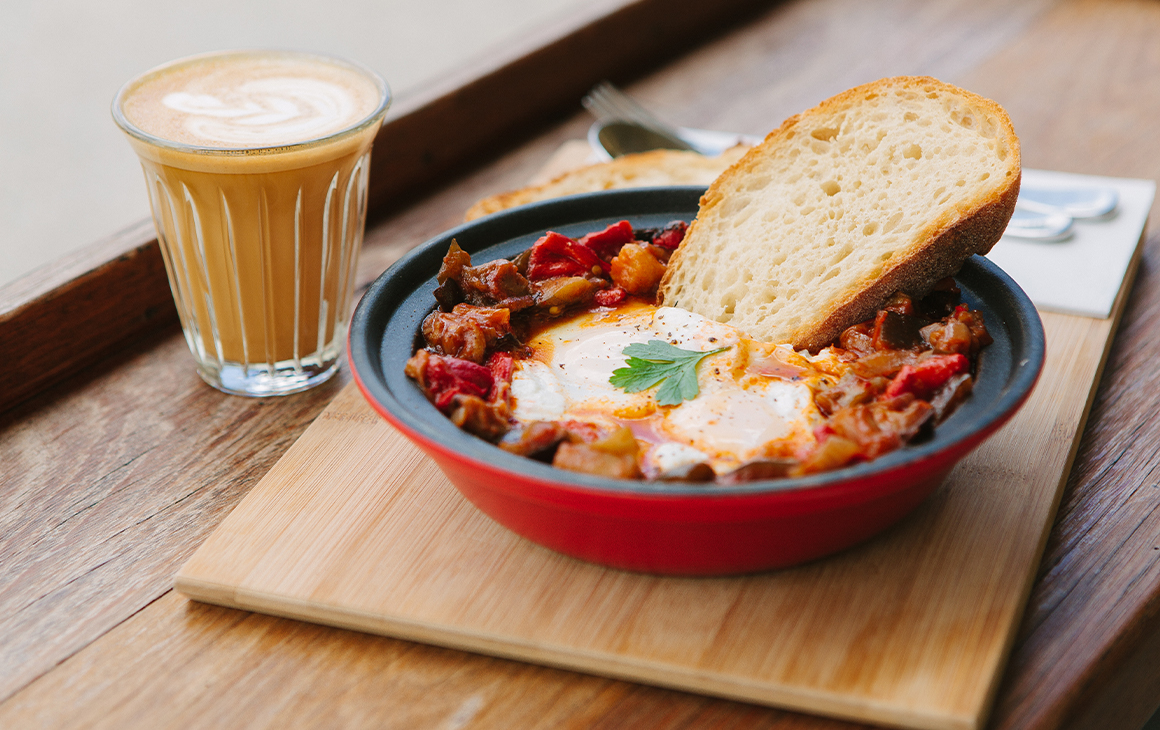 11 Of The Best Breakfasts On Brisbane's East Side To Set An Alarm For