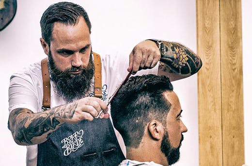 Take Part In Breaking A World Record And Get A Free Haircut