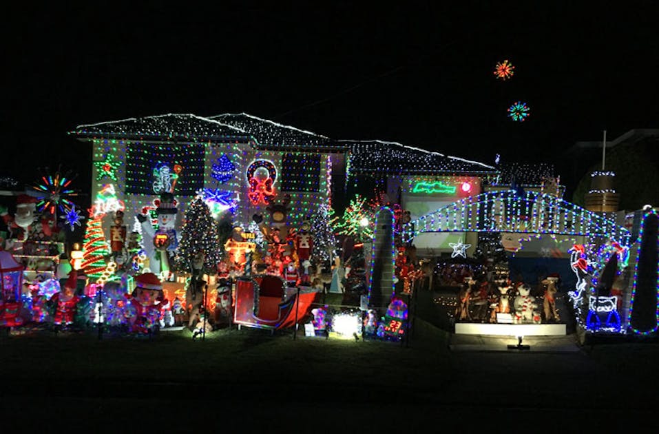 Life Size Srar Trek Christmas Light On Fron Yard In Ca 2022 The Best Christmas Lights In Sydney To See In 2021 | Urban List Sydney