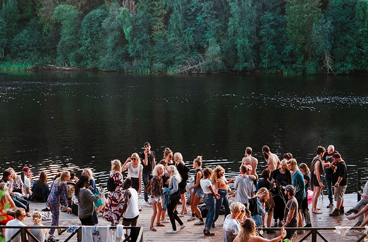 How To Throw An Epic Outdoor Party Urban List Nz