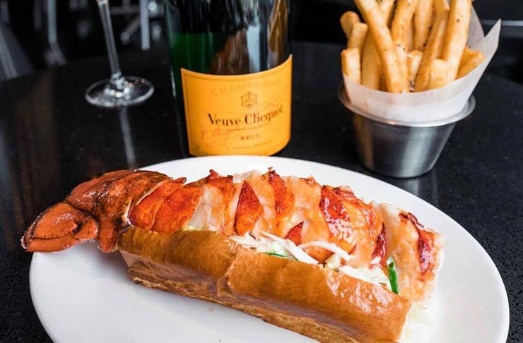 lobster-roll-champagne-pop-up-melbourne
